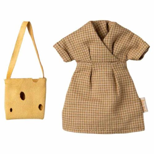 Clothes mum dress and bag